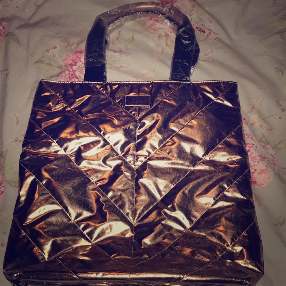 ✨Metallic Gold 🌟Victoria’s Secret Bag